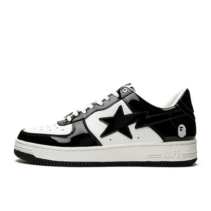 A BATHING APE® BAPE STA LOW BLACK AND WHITE