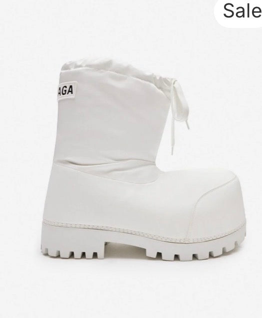 balenciaga boots